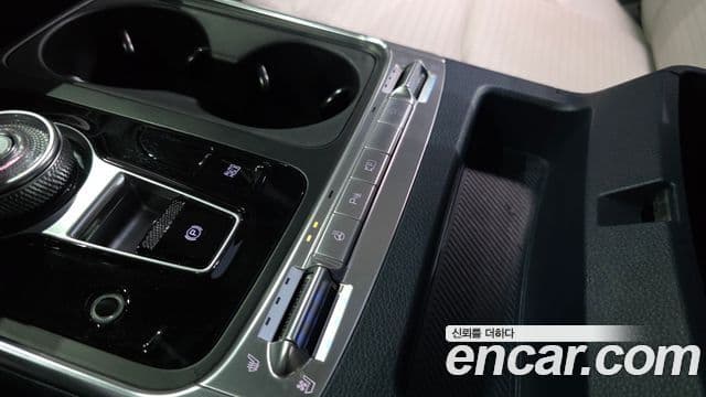 Kia Carnival 2025 — ფოტო 11/40