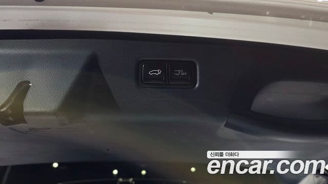 Kia Carnival 2025 — ფოტო 26/40