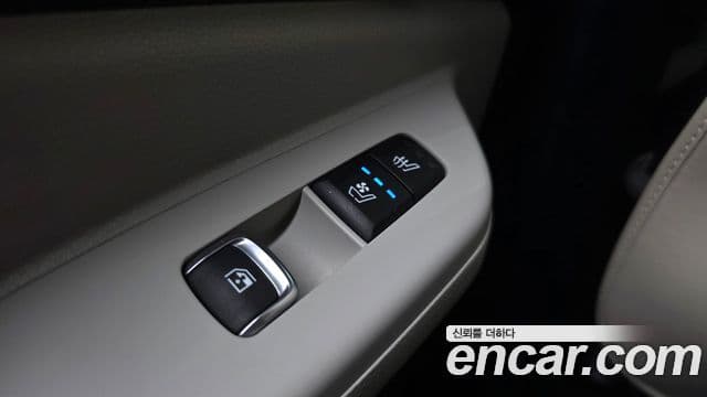 Kia Carnival 2025 — ფოტო 5/40