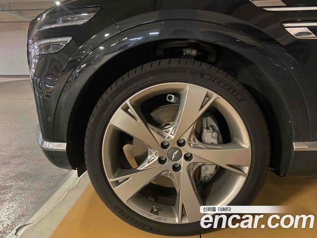 Genesis GV80 2022 — ფოტო 13/16