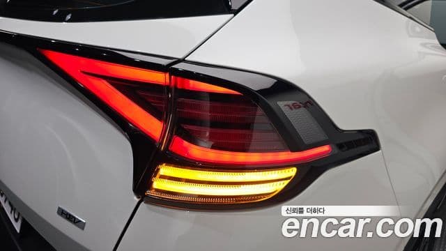 Kia Sportage 2022 — Şəkil 2/30