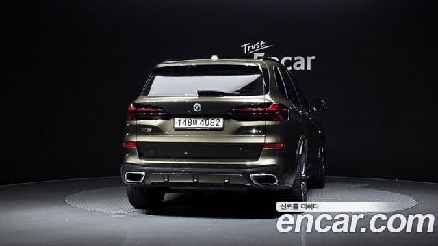 BMW X5 2024 — Photo 25/36