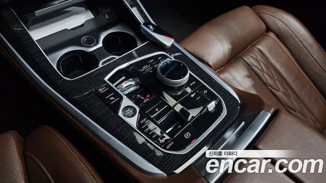 BMW X5 2024 — Photo 13/36