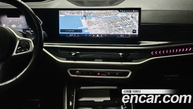 BMW X5 2024 — Photo 19/36
