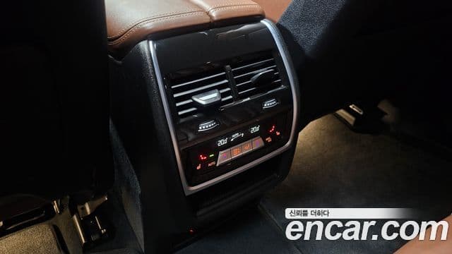 BMW X5 2024 — Photo 32/36