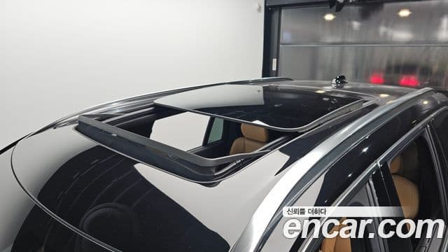 Volvo XC90 2021 — Şəkil 15/36