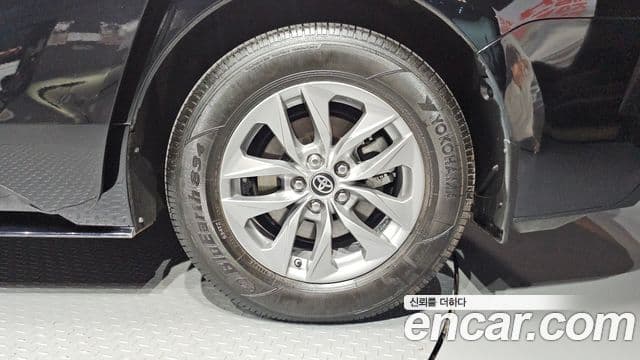 Toyota Sienna 2024 — Photo 29/30