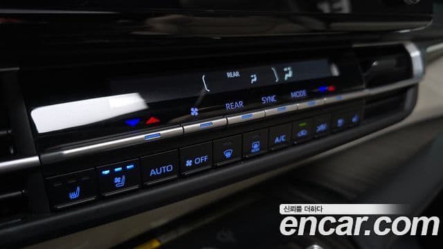 Toyota Sienna 2024 — Photo 30/30