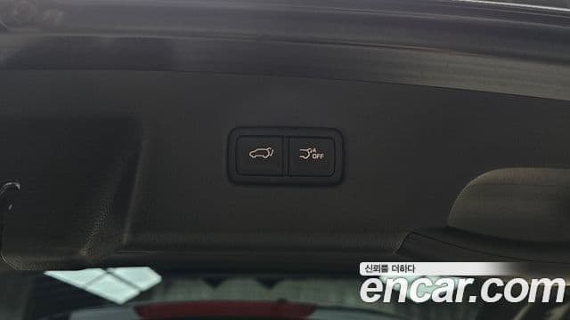 Kia Carnival 2023 — Фото 15/20