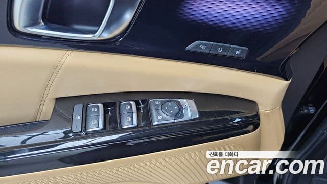 Kia Carnival 2023 — Photo 3/31