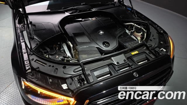 Mercedes-Benz S-Class 2022 — Photo 39/40