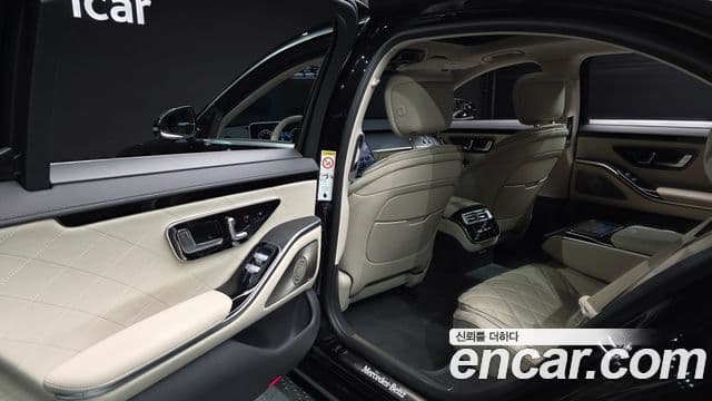 Mercedes-Benz S-Class 2022 — Photo 31/40