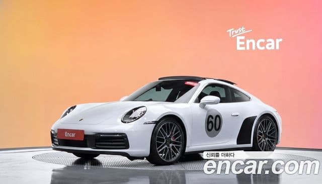 Porsche 911 2021 — ფოტო 34/37