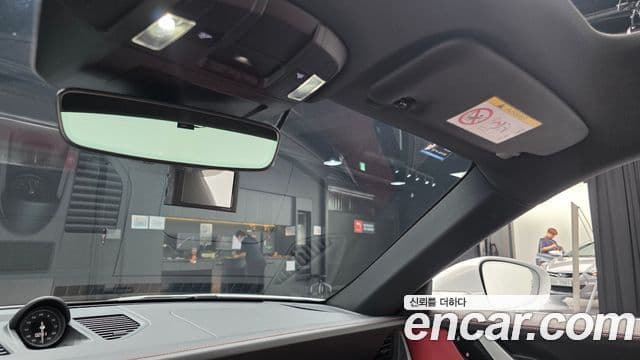 Porsche 911 2021 — ფოტო 15/37