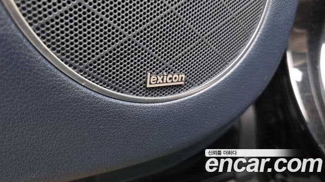 Genesis GV80 2023 — Photo 10/35
