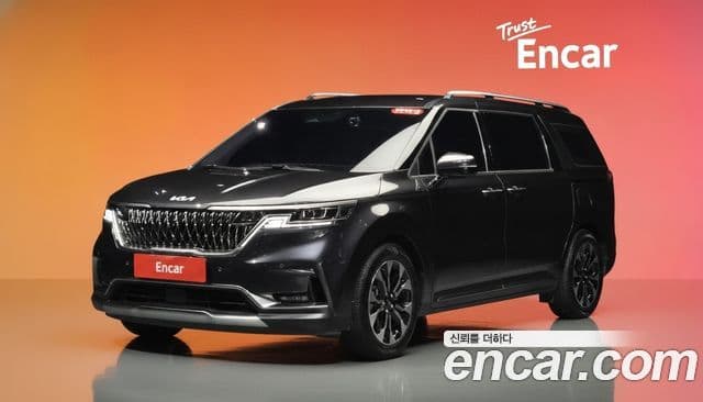 Kia Carnival 2022 — Фото 1/20
