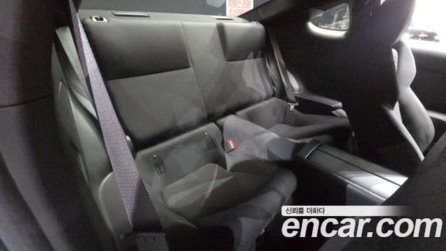 Toyota GR86 2025 — Şəkil 28/32