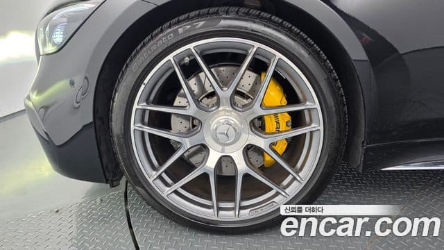 Mercedes-Benz AMG GT 2023 — Photo 23/37