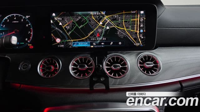 Mercedes-Benz AMG GT 2023 — Photo 19/37