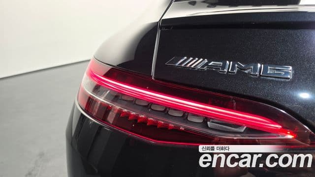 Mercedes-Benz AMG GT 2023 — Photo 4/37