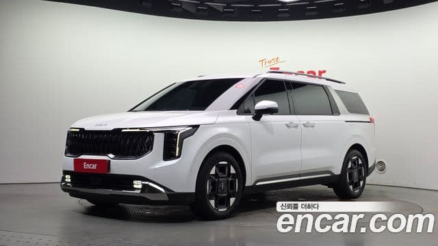 Kia Carnival 2024 — Фото 1/20