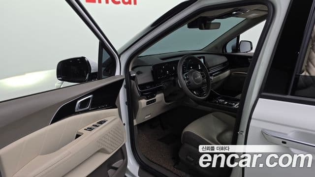 Kia Carnival 2024 — Фото 10/20