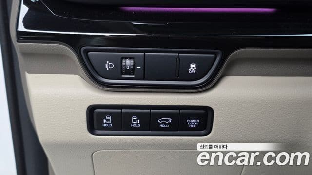 Kia Carnival 2024 — Фото 13/20