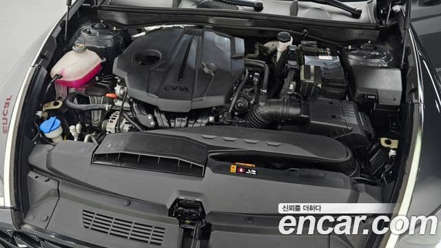 Hyundai Sonata Hybrid 2022 — Photo 27/30
