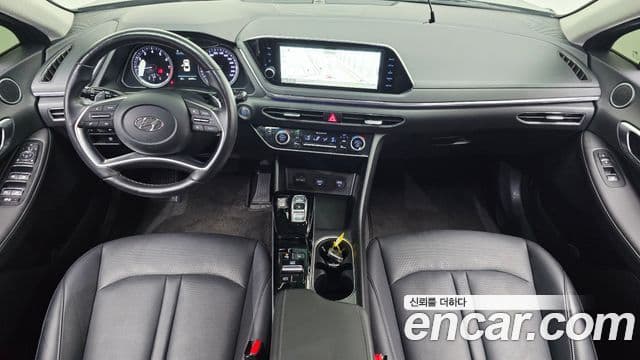 Hyundai Sonata Hybrid 2022 — Photo 21/30