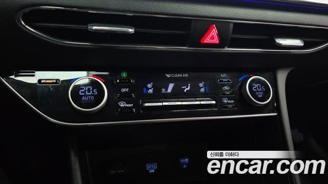 Hyundai Sonata Hybrid 2022 — Photo 30/30