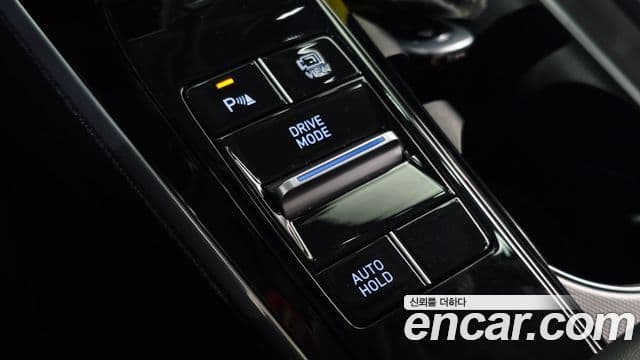 Hyundai Sonata Hybrid 2022 — Photo 5/30