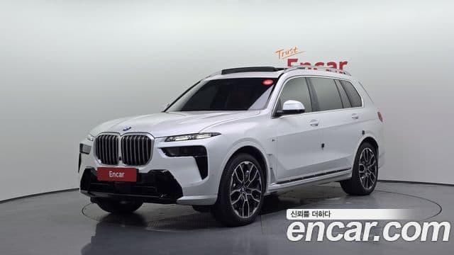 BMW X7 2026 — Photo 18/34