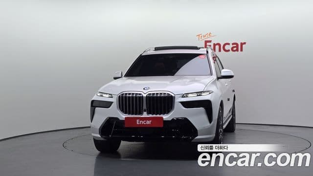 BMW X7 2026 — Photo 29/34