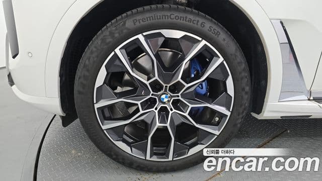BMW X7 2026 — Photo 22/34