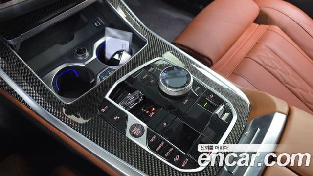 BMW X7 2026 — Photo 25/34