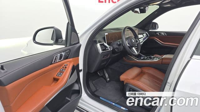 BMW X7 2026 — Photo 31/34