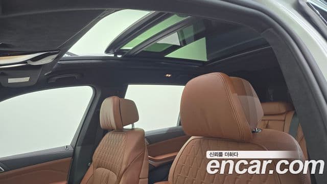BMW X7 2026 — Photo 11/34