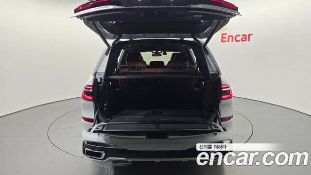 BMW X7 2026 — Photo 8/34
