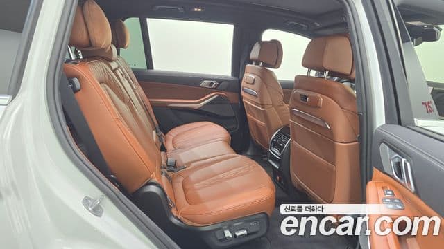 BMW X7 2026 — Photo 3/34
