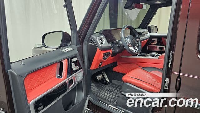 Mercedes-Benz G-Class 2021 — Photo 7/30