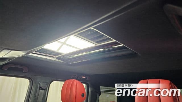 Mercedes-Benz G-Class 2021 — Photo 17/30