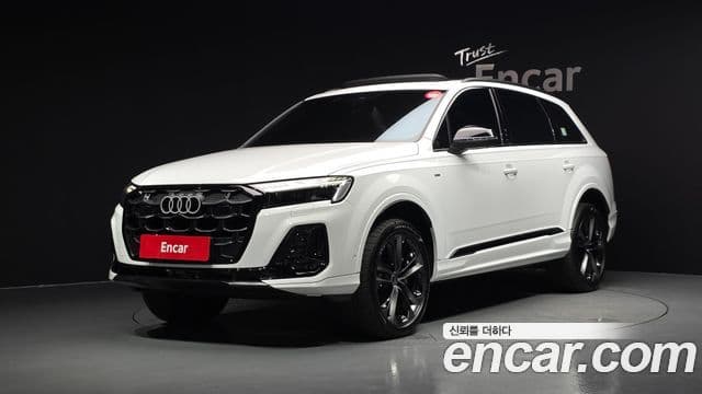 Audi Q7 2025 — ფოტო 18/20