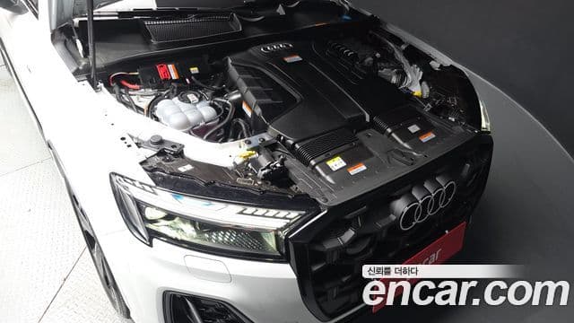 Audi Q7 2025 — ფოტო 8/20