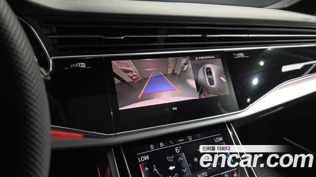 Audi Q7 2025 — ფოტო 14/20