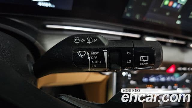 Kia Carnival 2023 — Фото 18/20