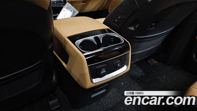 Kia Carnival 2023 — Photo 4/36