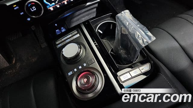 Genesis G80 2023 — ფოტო 13/36