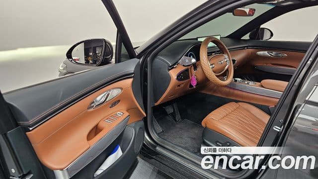 Genesis GV70 2023 — ფოტო 3/38