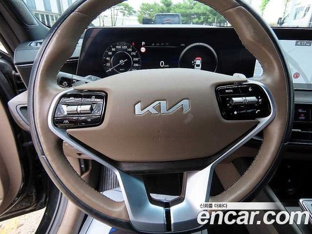 Kia K8 2022 — ფოტო 7/20