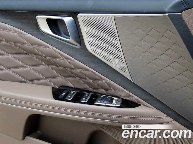 Kia K8 2022 — ფოტო 3/20